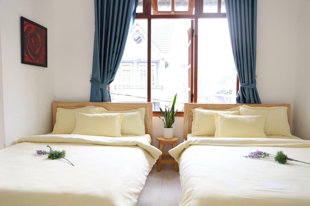 Strawberry Hotel Dalat ภายนอก รูปภาพ